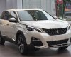 Peugeot 5008 2018 - Peugeot Tây Ninh bán xe Peugeot 5008 dòng xe 7 chỗ gầm cao màu trắng đời 2018 mới 100%