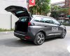 Peugeot 5008 2018 - Peugeot Tây Ninh bán xe Peugeot 5008 dòng xe 7 chỗ gầm cao màu xám khói, mới 100%