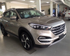 Hyundai Tucson 2018 - Cần bán xe Hyundai Tucson đời 2018 CKD full xăng, giá 828.000.000, hỗ trợ vay 85% gt xe