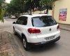 Volkswagen Tiguan 2.0 AT 2011 - Cần bán xe Volkswagen Tiguan 2.0 AT năm 2011, màu trắng, xe nhập, 651 triệu