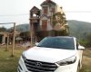 Hyundai Tucson 2016 - Cần bán gấp Hyundai Tucson sản xuất năm 2016, màu trắng chính chủ, 860tr