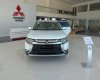 Mitsubishi Outlander 2.0 CVT 2018 - Bán Outlander 2.0 CVT mới 100% giá ưu đãi, hỗ trợ vay 85% giá trị xe, rẻ nhất Huế - LH 0934744040