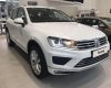 Volkswagen Touareg 3.6 V6 2018 - Cần bán lại xe Volkswagen Touareg 3.6 V6 năm 2018, màu trắng, nhập khẩu nguyên chiếc số tự động