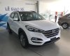 Hyundai Tucson 2.0 2018 - Hyundai Tucson 2018, có sẵn đủ màu giao ngay. Hỗ trợ vay 85% giá trị xe, hotline: 0935.90.41.41 - 0948.94.55.99