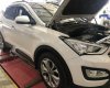Hyundai Santa Fe 2016 - Cần bán Hyundai Santa Fe năm sản xuất 2016, màu trắng, xe zin 99%