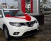 Nissan X trail 2.0 SL Premium 2018 - Bán xe Nissan Xtrail 2.0 SL Premium màu trắng giao ngay toàn quốc, miễn phí vẫn chuyển. Liên hệ: 0915 049 461