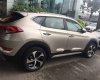 Hyundai Tucson   2018 - Bán xe Hyundai Tucson năm sản xuất 2018, màu vàng