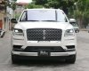 Lincoln Navigator  L 2018 - Cần bán Lincoln Navigator L năm sản xuất 2018, màu trắng, xe nhập