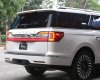 Lincoln Navigator  L 2018 - Cần bán Lincoln Navigator L năm sản xuất 2018, màu trắng, xe nhập