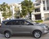 Toyota Innova E 2017 - Bán Toyota Innova 2.0E số sàn, màu xám titan biển 30E