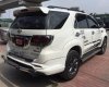 Toyota Fortuner  TRD 2016 - Cần bán lại xe Toyota Fortuner TRD 2016, màu trắng, giá 930tr