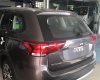 Mitsubishi Outlander 2.0 CVT 2019 - Cần bán xe Mitsubishi Outlander 2.0 CVT năm sản xuất 2019, màu nâu  