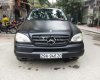 Mercedes-Benz ML Class ML320 2002 - Cần bán gấp xe Mercedes ML320 sản xuất năm 2002, đăng ký lần đầu 2007, số tự động, máy xăng, màu đen