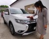 Mitsubishi Outlander 2.0 CVT Premium 2018 - Bán Mitsubishi Outlander 2.0 CVT Premium 2018 tại Quảng Trị, liên hệ 0911.821.457