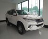 Toyota Fortuner 2.4 AT 2019 - Bán xe Toyota Fortuner 2.4 AT năm 2019, màu trắng, xe nhập
