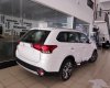 Mitsubishi Outlander 2.0 2019 - Bán xe Outlander 2.0 STD màu trắng, tại Quảng Trị, giá tốt, hỗ trợ trả góp 80%, liên hệ: 0911.821.457