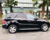 Mercedes-Benz ML Class ML500 4Matic 2005 - Cần bán xe Mercedes ML500 4Matic sản xuất 2005, màu đen, nhập khẩu  