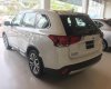 Mitsubishi Outlander 2.0 CVT 2018 - Bán Mitsubishi Outlander 2.0 CVT năm sản xuất 2018, màu trắng