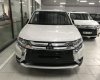 Mitsubishi Outlander 2019 - Bán xe Mitsubishi Outlander đời 2019, màu trắng