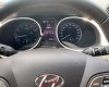 Hyundai Santa Fe 2.4L 4WD 2017 - Cần bán lại xe Hyundai Santa Fe 2.4L 4WD năm sản xuất 2017 