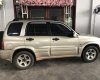 Suzuki Grand vitara 2002 - Bán lại xe Suzuki Grand Vitara 2002, màu vàng, xe nhập