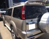 Ford Everest 2011 - Cần bán xe Everest 2011, số sàn, máy dầu, màu hồng phấn gia đình sử dụng kỹ