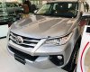 Toyota Fortuner 2019 - Cần bán Toyota Fortuner đời 2019, màu bạc