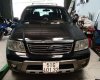 Ford Escape  Limited   2004 - Bán Ford Escape Limited sản xuất năm 2004, màu đen, xe nhập