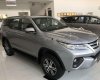 Toyota Fortuner MT 4x2 2019 - Bán Toyota Fortuner sản xuất năm 2019, màu xám, giá 998tr