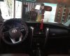 Toyota Fortuner 2017 - Gia đình bán Toyota Fortuner đời 2017, màu bạc, xe nhập