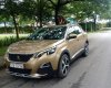 Peugeot 3008 2018 - Bán ô tô Peugeot 3008 1.6G đời 2018, màu vàng, nhập khẩu đã đi 1 vạn 2, bán 1 tỷ 065 triệu