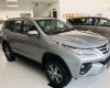 Toyota Fortuner 2019 - Bán xe Toyota Fortuner đời 2019, màu bạc