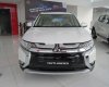 Mitsubishi Outlander 2018 - Cần bán xe Mitsubishi Outlander đời 2018, hỗ trợ tốt