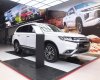 Mitsubishi Outlander AT 2019 - Cần bán xe Mitsubishi Oulander nhập khẩu 100% nguyên chiếc, tiết kiệm nhiên liệu, thiết kế Dynamic lôi cuốn, sang trọng