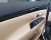 Mitsubishi Outlander   2018 - Cần bán Mitsubishi Outlander 2.0 CVT Premium 2018, màu trắng