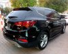 Hyundai Santa Fe 2017 - Cần bán Hyundai Santa Fe 2.4L 4WD, năm 2017, màu đen chính chủ, giá 955tr