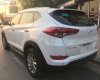 Hyundai Tucson 2018 - Bán ô tô Hyundai Tucson 2018, màu trắng, giá 775tr