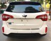 Kia Sorento 2017 - Cần bán xe Kia Sorento 2.4GAT đời 2017, màu trắng, giá tốt