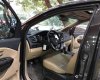 Kia Sedona 2017 - Cần bán lại xe Kia Sedona đời 2017, màu đen xe còn mới lắm