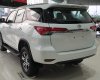 Toyota Fortuner 2.4 G 2019 - Cần bán xe Toyota Fortuner 2.4 G sản xuất năm 2019, màu trắng, số sàn