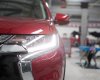 Mitsubishi Outlander CVT 2019 - Giao xe nhanh trước tết chiếc xe Mitsubishi Outlander CVT đời 2019, màu đỏ, giá cạnh tranh