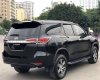 Toyota Fortuner  2.7V 4x2  AT 2017 - Bán Toyota Fortuner 2.7V 4x2  AT đời 2017, nhập khẩu nguyên chiếc