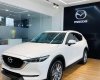 Mazda CX 5 2019 - Bán ưu đãi lớn cuối năm chiếc xe Mazda CX5 Deluxe 2.0AT, sản xuất 2019, màu trắng, giá mềm