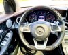 Mercedes-Benz GLC-Class GLC 300 2017 - Cần bán lại xe Mercedes GLC 300 sản xuất năm 2017, màu trắng, nhập khẩu nguyên chiếc
