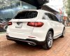 Mercedes-Benz GLC-Class GLC 300  2017 - Cần bán lại Mercedes GLC 300 đời 2017, màu trắng, giá tốt