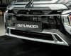 Mitsubishi Outlander 2.0 CVT 2020 - Bán Mitsubishi Outlander 2.0 CVT đời 2020, màu xanh lam, 825tr