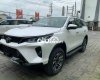 Toyota Fortuner 2021 - Bán xe Toyota Fortuner năm 2021, màu trắng, giá 995tr