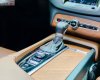 Volvo XC90 T6Awd Incription 2020 - Cần bán lại xe Volvo XC90 T6Awd Incription đời 2020, màu đen, nhập khẩu nguyên chiếc