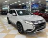 Mitsubishi Outlander   2.0CVT   2020 - Bán Mitsubishi Outlander 2.0CVT năm sản xuất 2020, màu trắng  