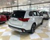 Mitsubishi Outlander   2.0CVT   2020 - Bán Mitsubishi Outlander 2.0CVT năm sản xuất 2020, màu trắng  